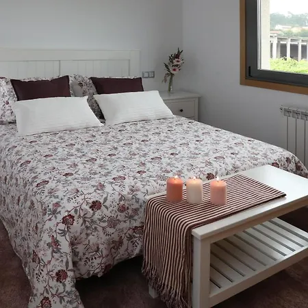 Vacacional Salnes Sur Con Piscina Дом отдыха