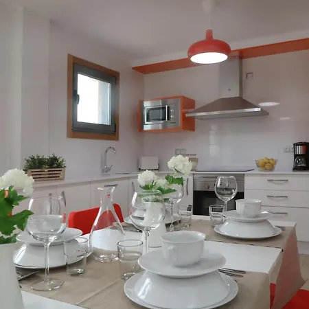 Vacacional Salnes Sur Con Piscina カンバードス