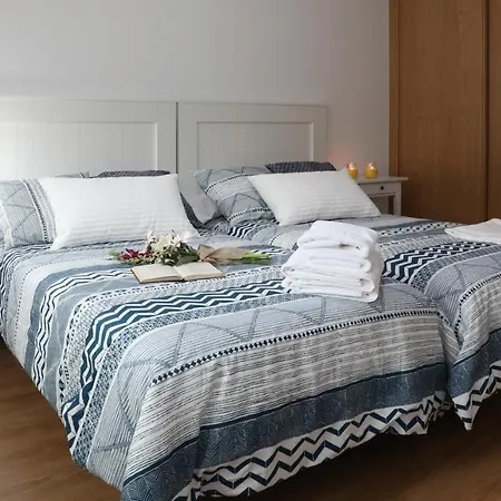 Vacacional Salnes Sur Con Piscina Feriehus