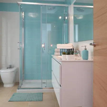 別荘 Vacacional Salnes Sur Con Piscina