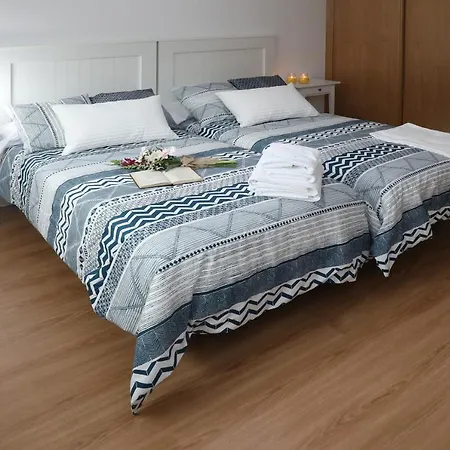 Дом отдыха Vacacional Salnes Sur Con Piscina *
