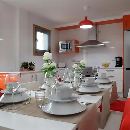 Дом отдыха Vacacional Salnes Sur Con Piscina Камбадос