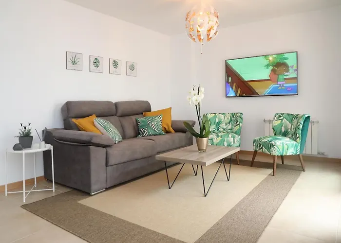 Vacacional Salnes Sur Con Piscina 펜션