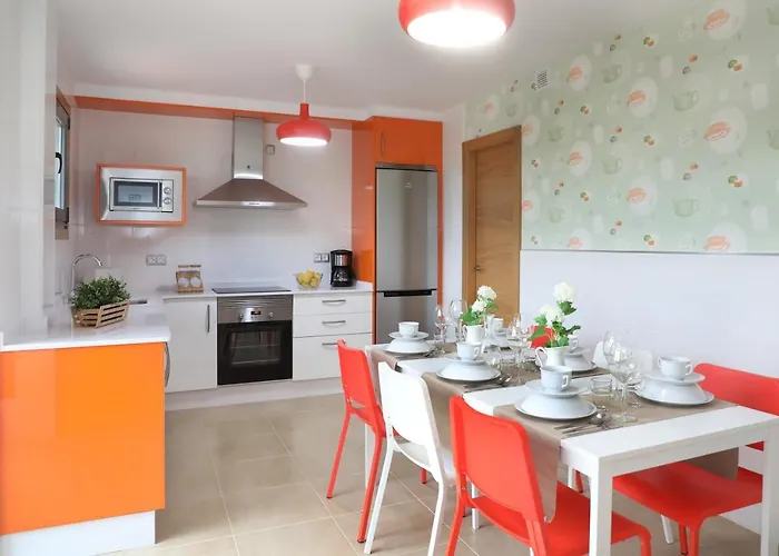 Vacacional Salnes Sur Con Piscina * 캄바도스